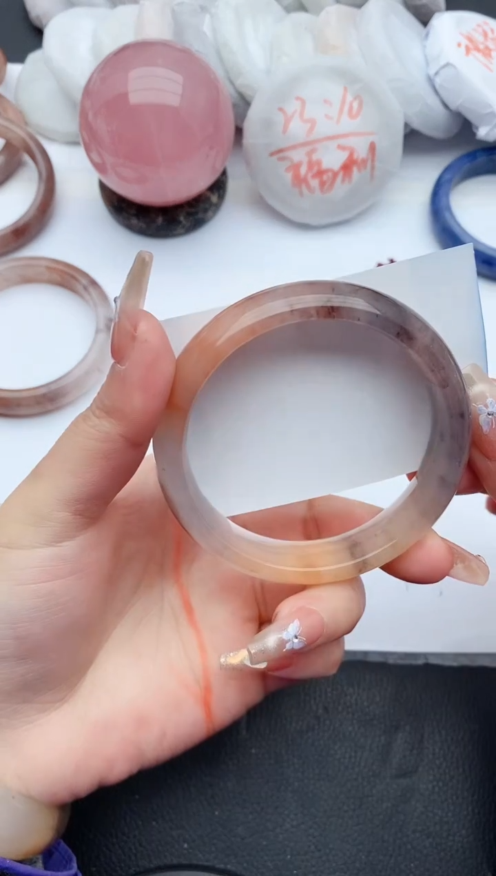 【闪购商品】石英质玉手镯未镶嵌F223+60/61