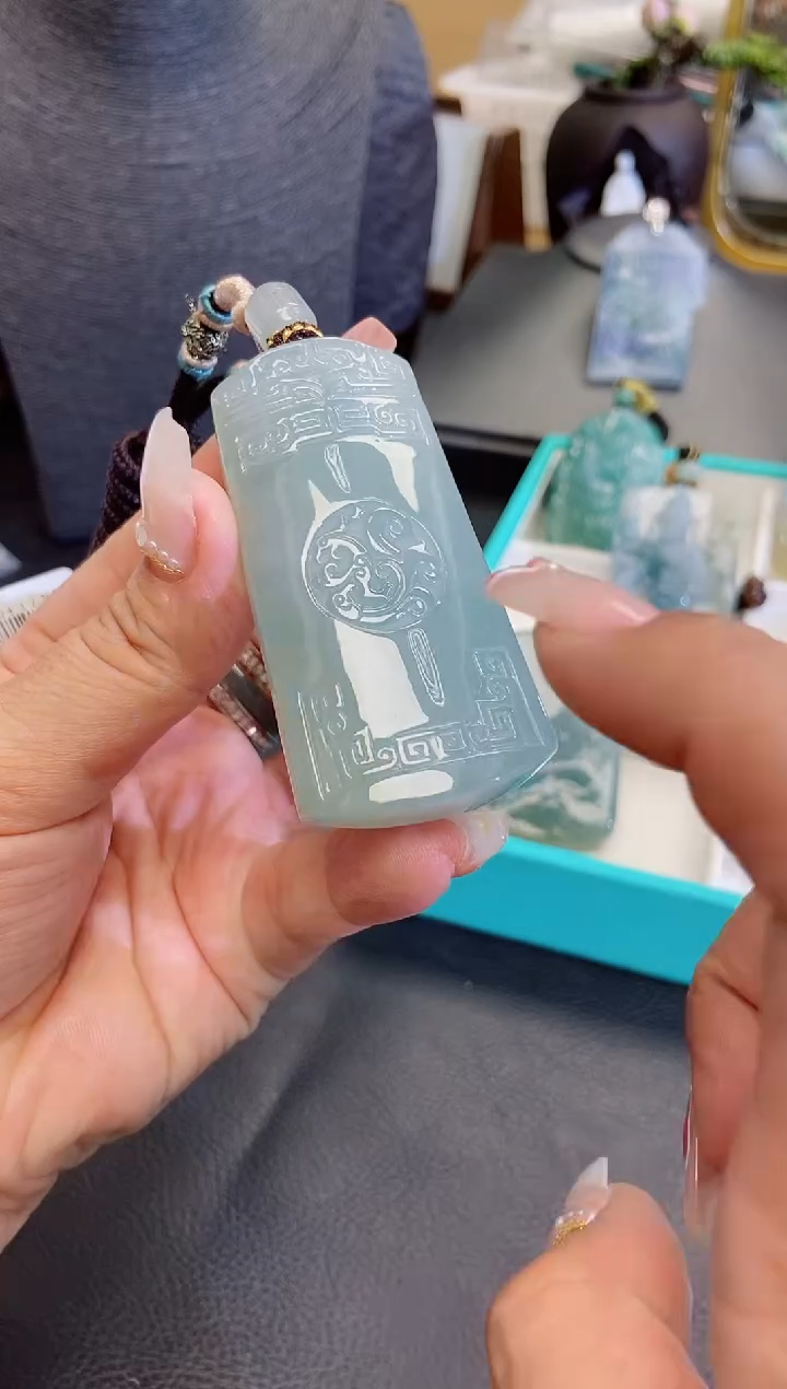 颈饰未镶嵌翡翠缅甸天然翡翠