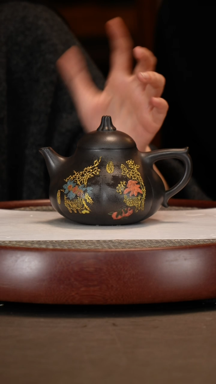 【闪购商品】紫砂茶壶高黑料茄瓜