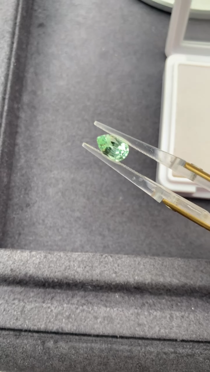 未镶嵌珠宝半成品碧玺1ct绿碧玺 FE  定制