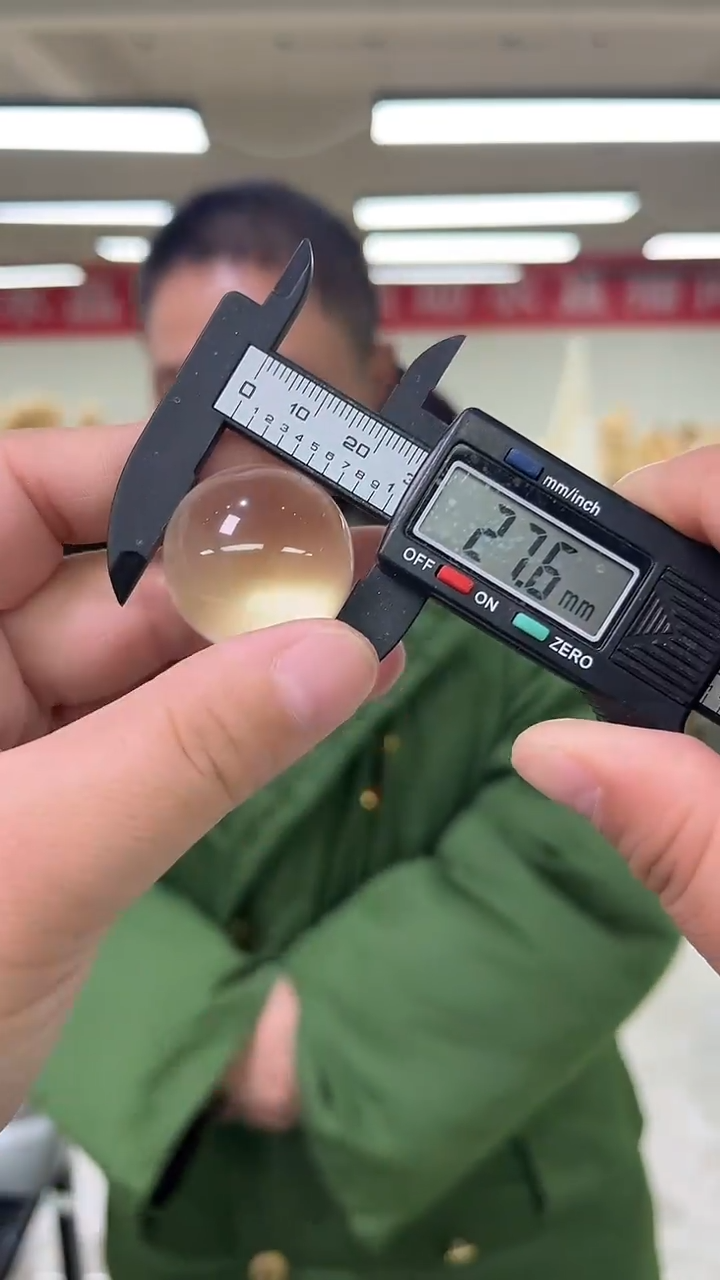 【闪购商品】水晶水晶球未镶嵌天然多样性发一mm