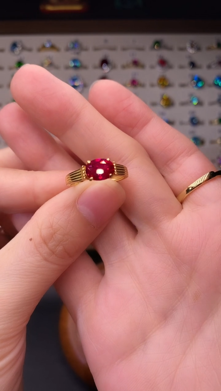 5克拉红宝石（处理）欧美风戒指