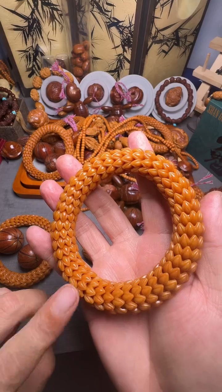 手串橄榄核猴头莲花