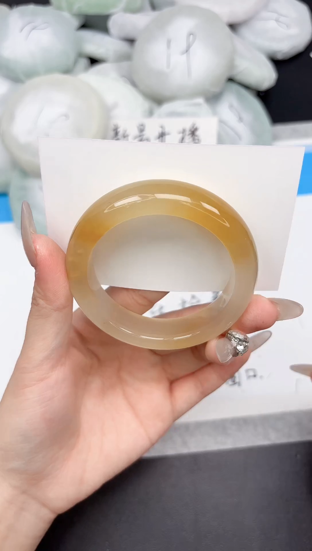 未镶嵌手镯石英质玉177-55