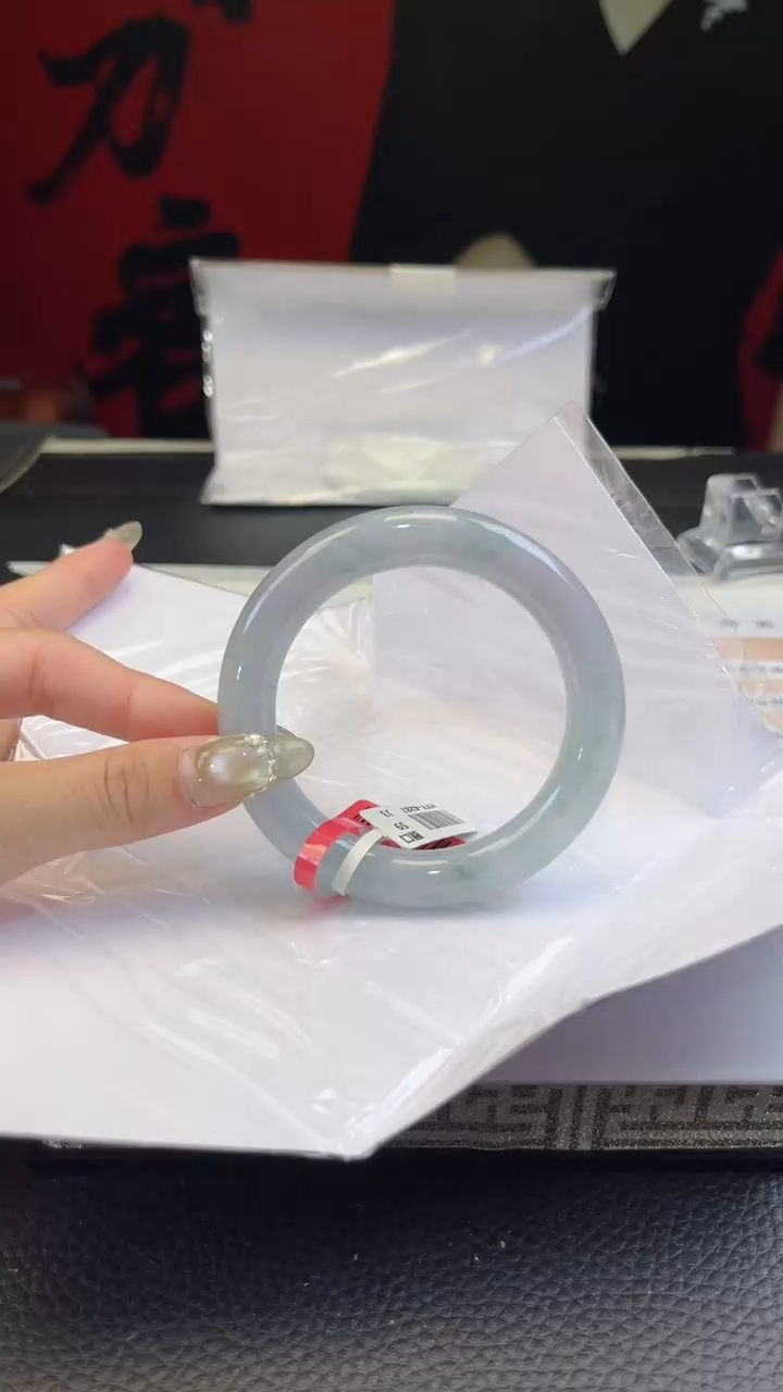 【闪购商品】翡翠手镯未镶嵌翡翠手镯7