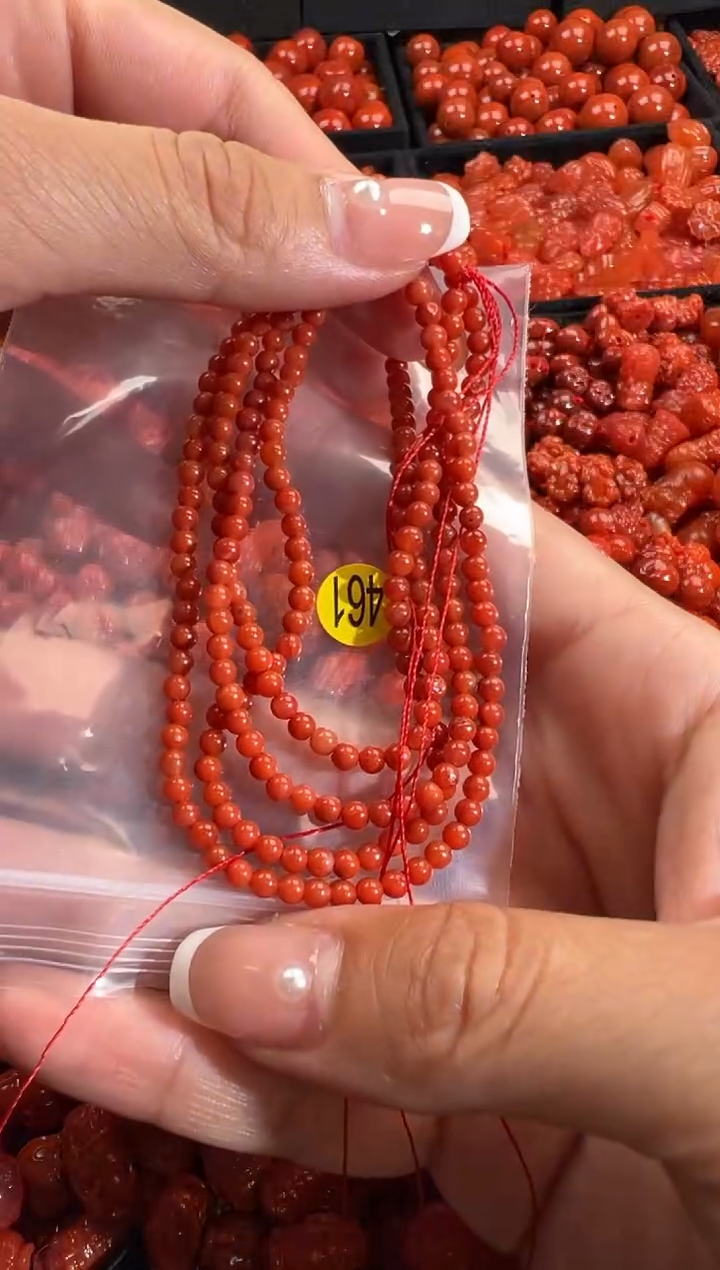 颈饰未镶嵌南红玛瑙1