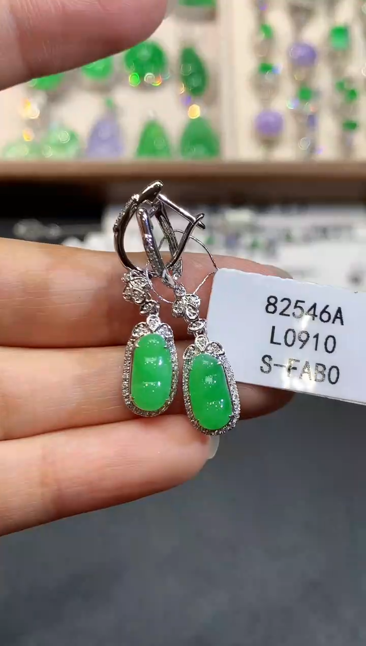 【闪购商品】翡翠耳饰18K金镶嵌L0910
