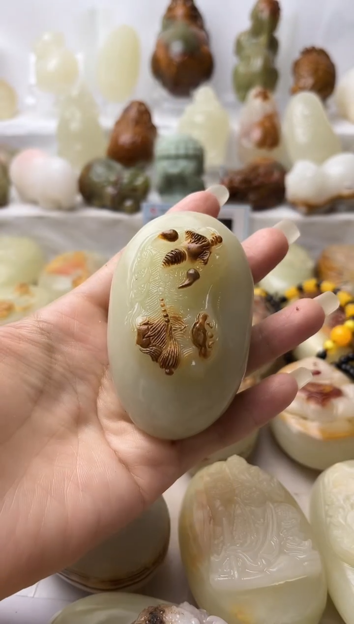 石材方解石手把摆件不退换霸王貔貅