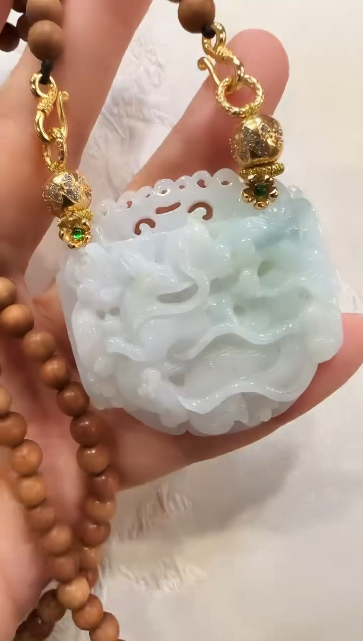 颈饰未镶嵌翡翠国风