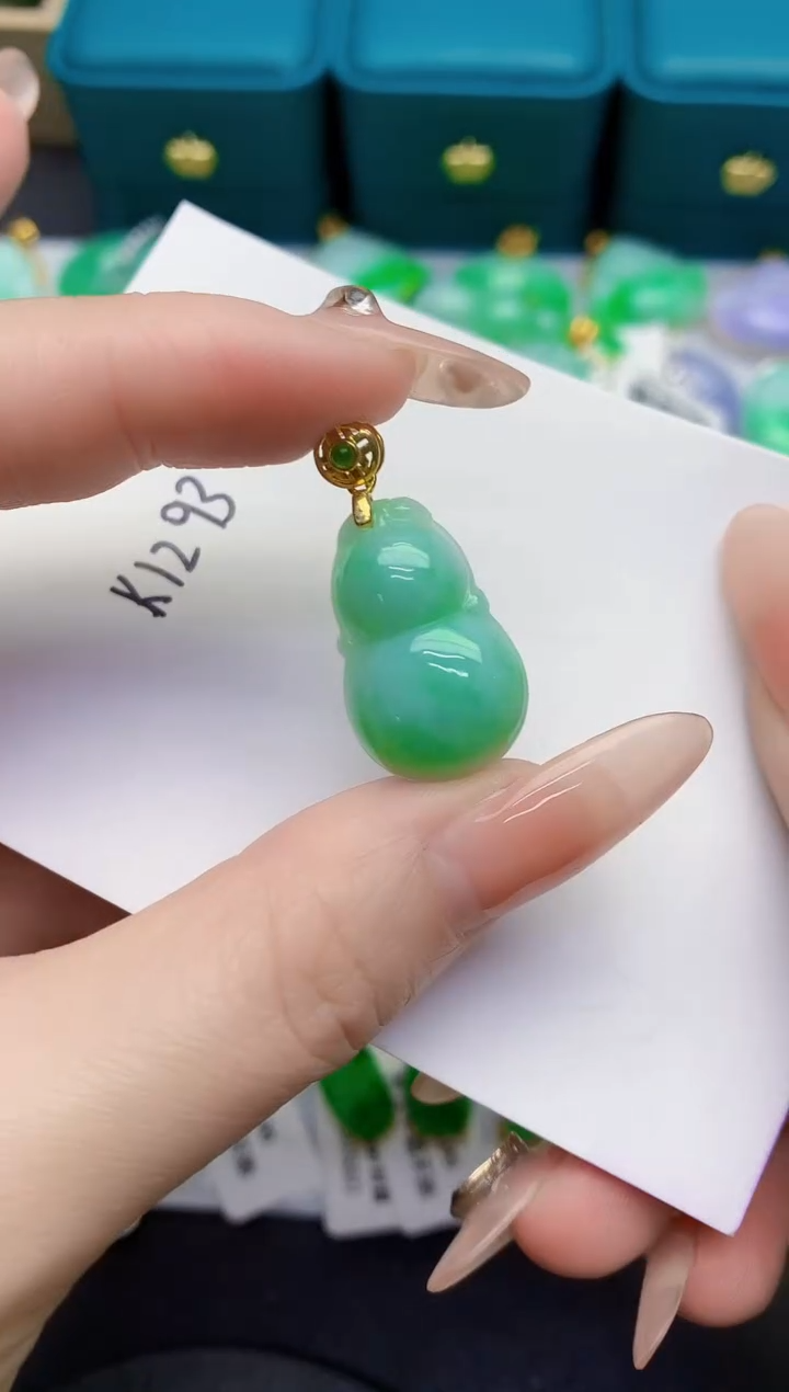 颈饰未镶嵌翡翠缅甸天然翡翠A货