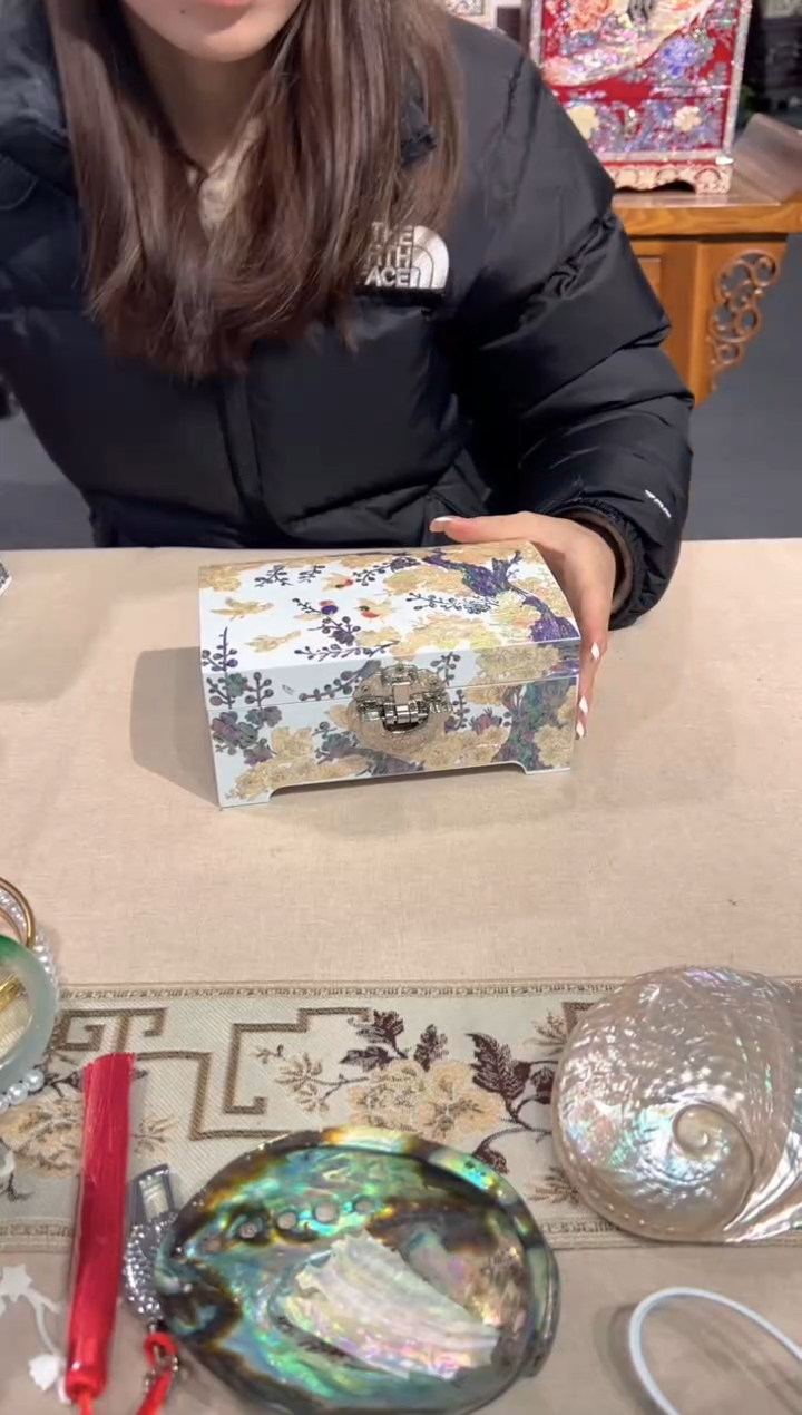 【闪购商品】微瑕不退换鱼锁全贝底弘贝雅螺钿漆器文化馆