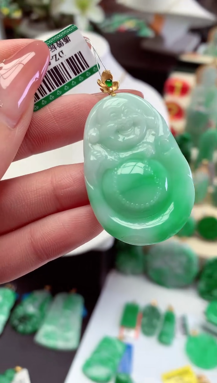 【闪购商品】翡翠吊坠(不含链)18K金镶嵌挂件