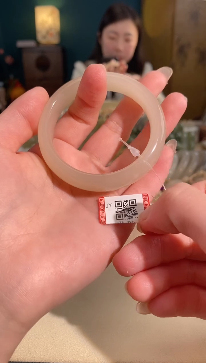 【闪购商品】和田玉手镯未镶嵌手镯