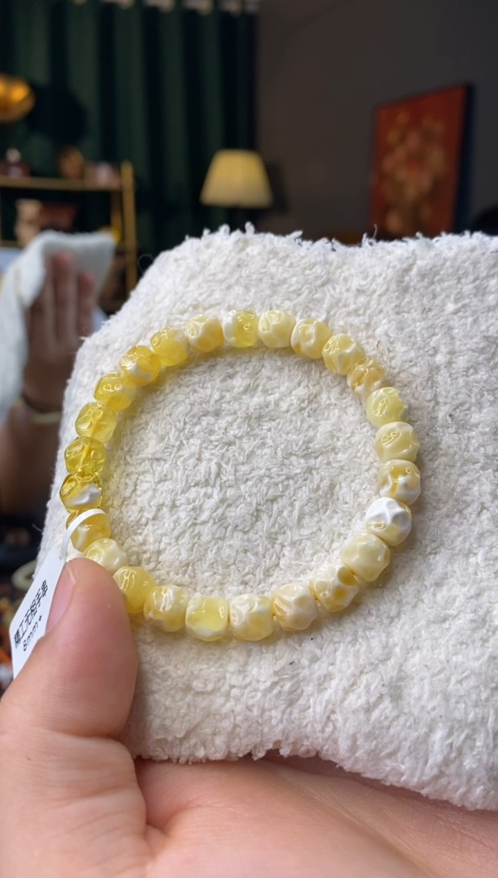 【闪购商品】蜜蜡手串未镶嵌8mm无相微瑕