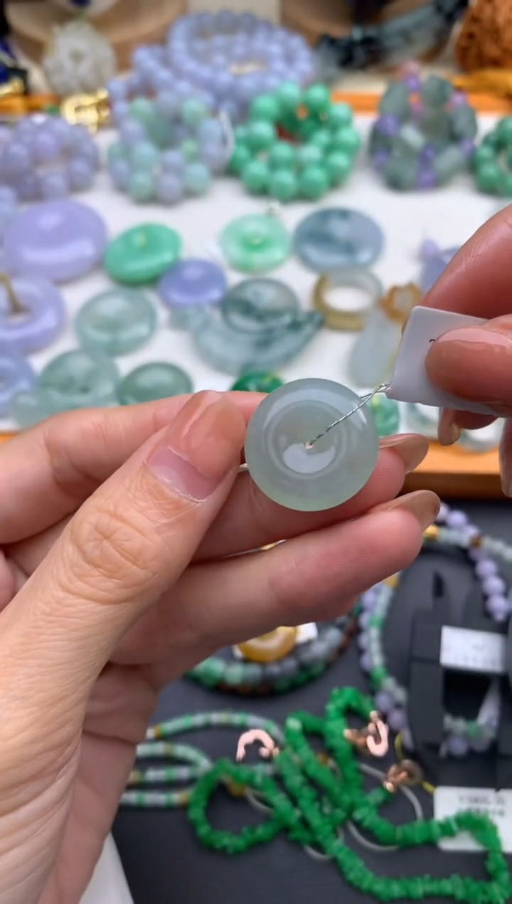 定制翡翠未镶嵌翡翠