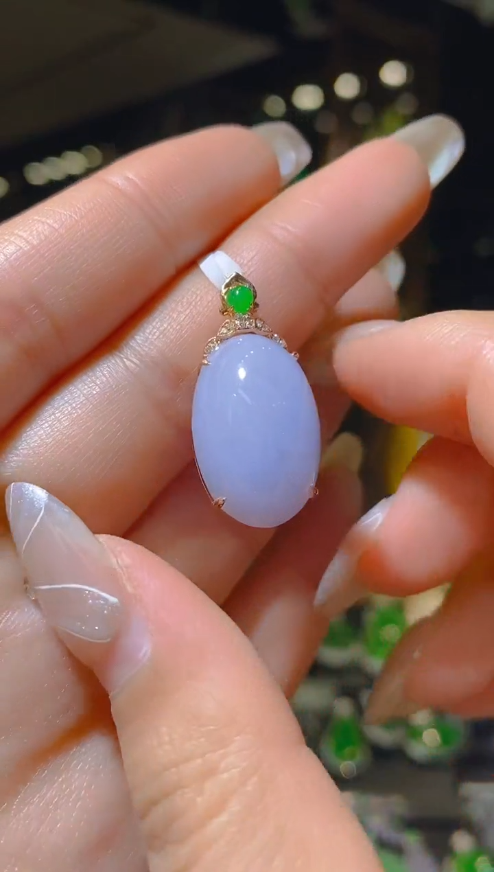 【闪购商品】翡翠吊坠(赠链)18K金镶嵌011   