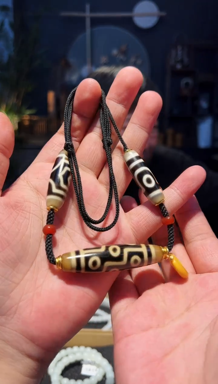 未镶嵌手串玛瑙/玉髓（覆膜）九眼挂饰