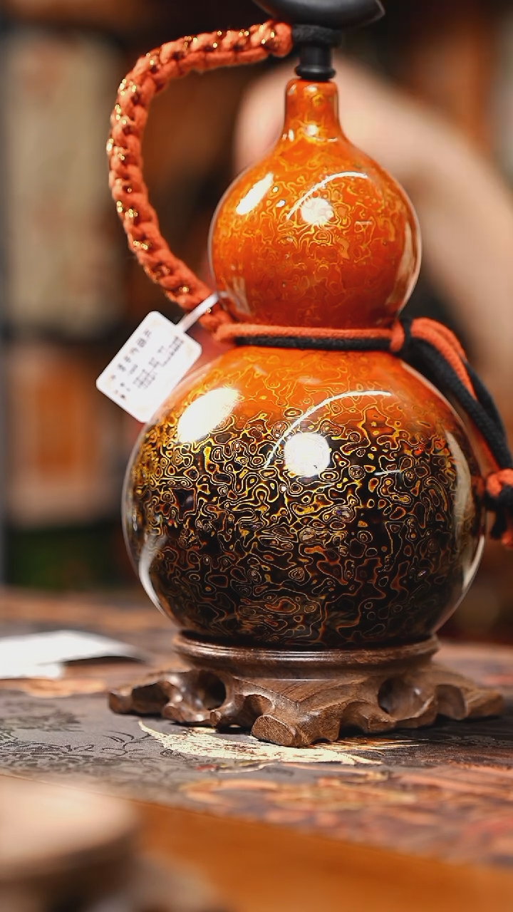 【闪购商品】RU204漆艺酒葫芦不包手串及旋转底座