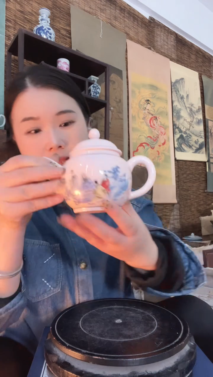 陶景德镇陶瓷摆件J446