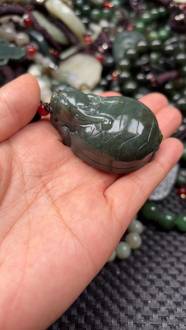 【闪购商品】和田玉颈饰未镶嵌1