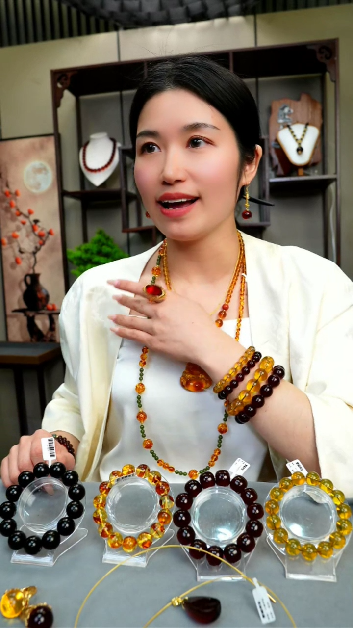 【闪购商品】琥珀戒指未镶嵌血珀戒指88888