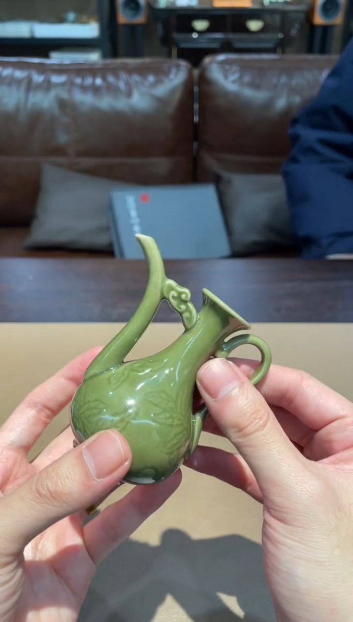 174窑承青瓷小小执壶