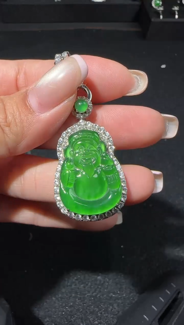 【闪购商品】翡翠吊坠(赠链)银S925镶嵌多样性发货拍一发一