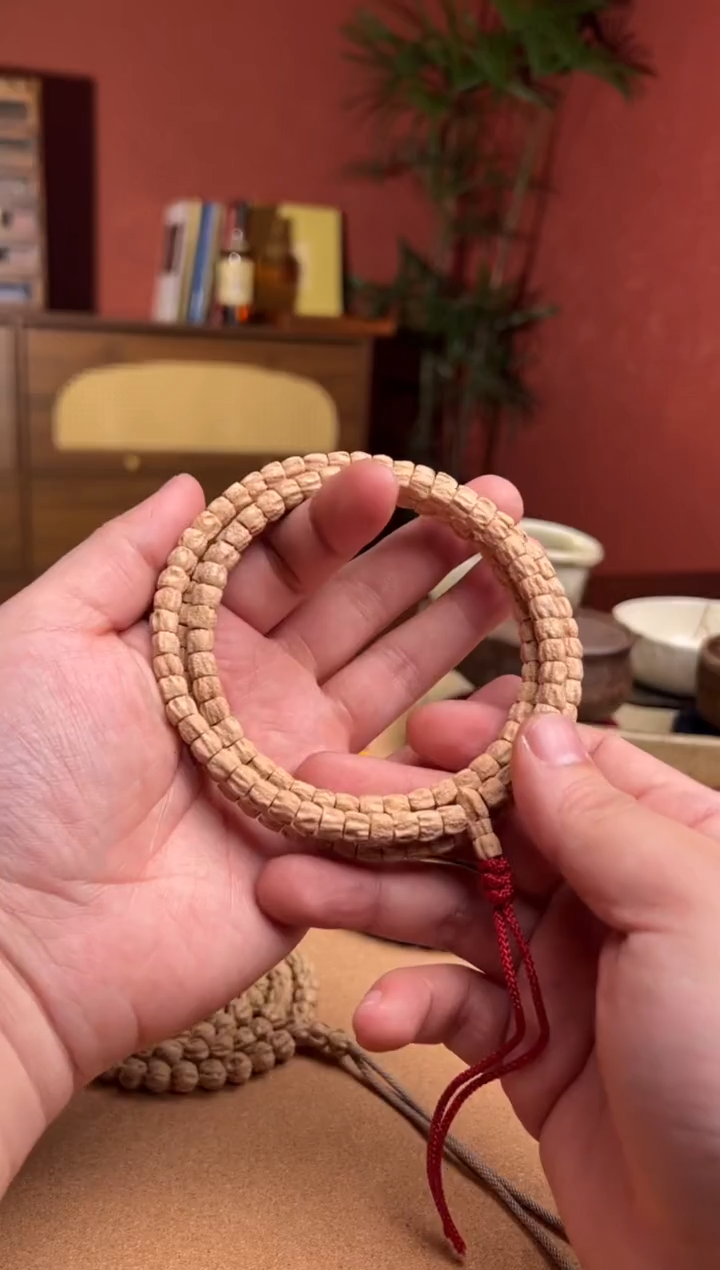 【闪购商品】柏香籽/百香籽手串020602
