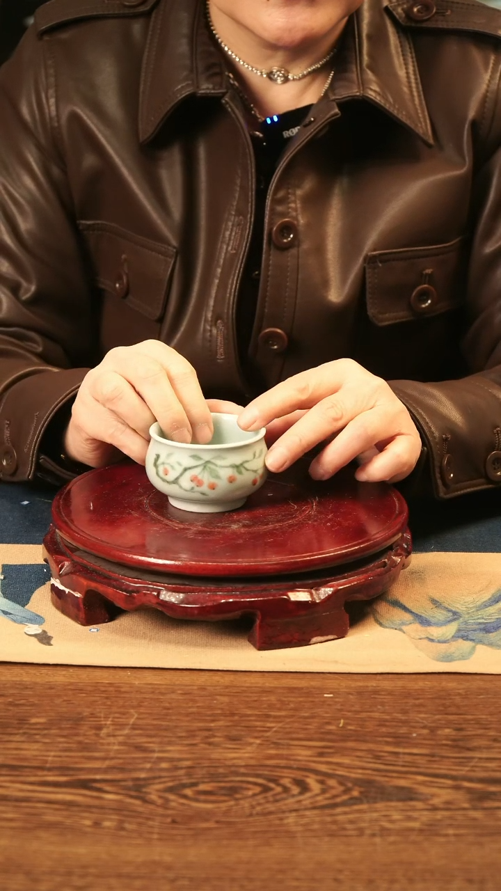 【闪购商品】釉中彩 樱桃画 缸杯