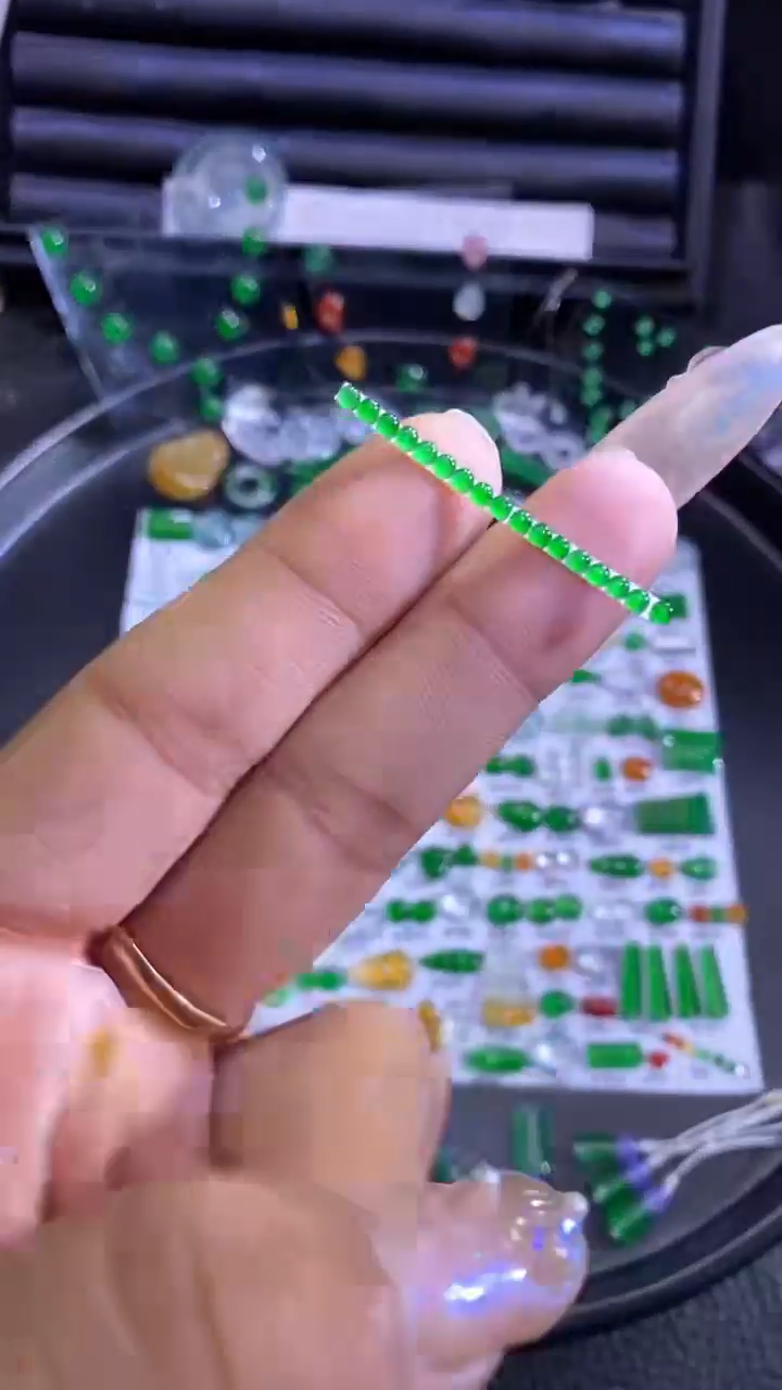 未镶嵌挂件翡翠蛋