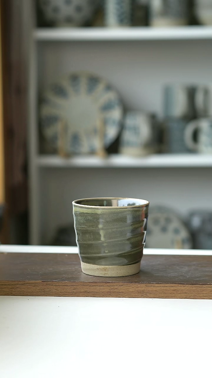 【闪购商品】陶瓷苔痕青猪口杯@4-2@