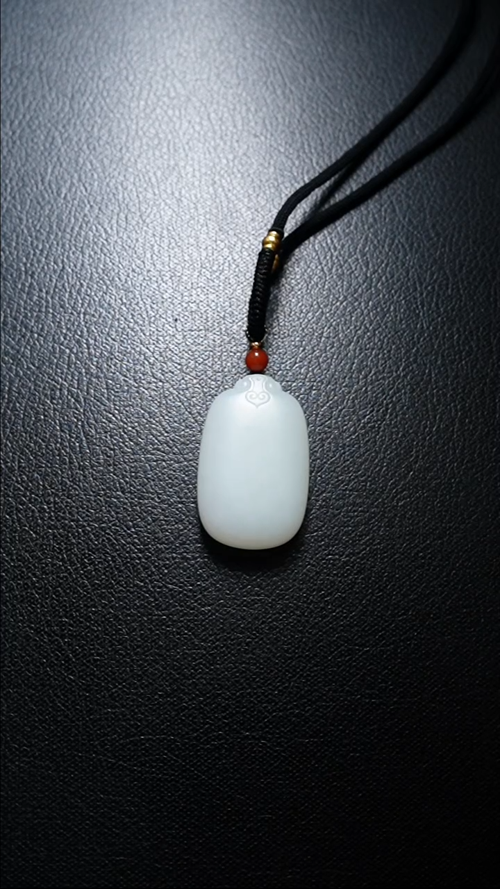 【闪购商品】和田玉颈饰未镶嵌无事牌