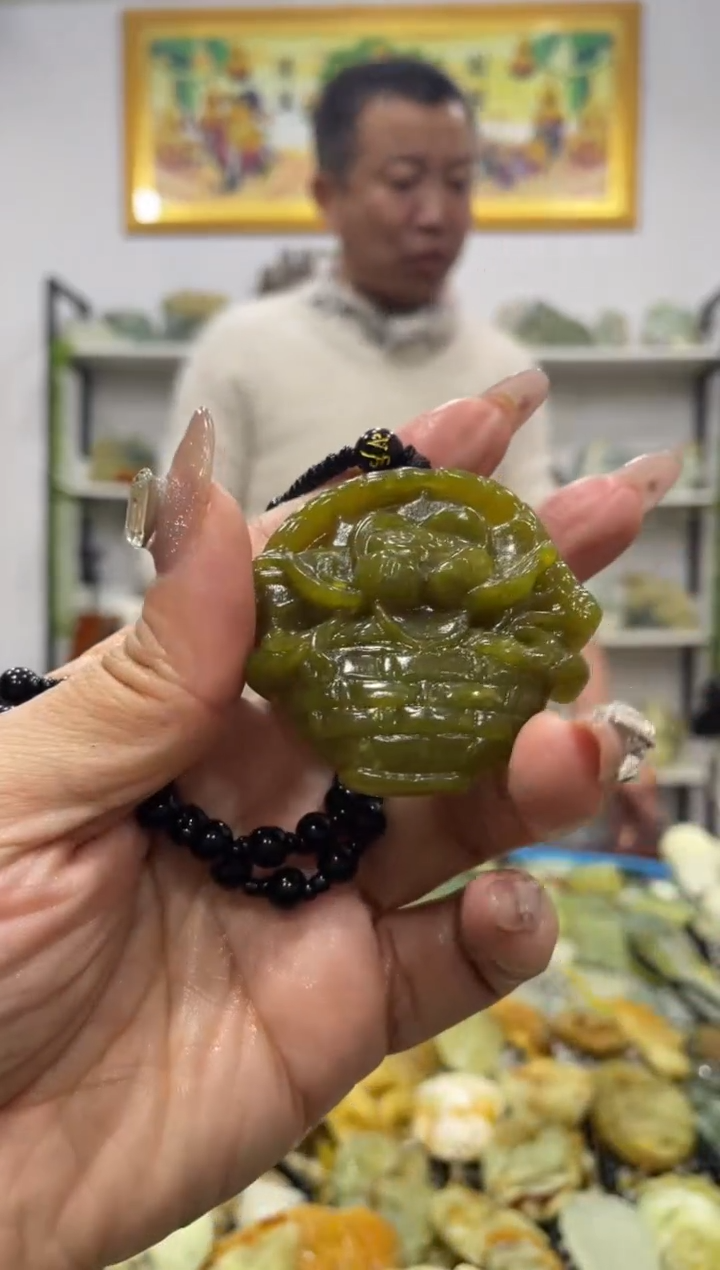 【闪购商品】岫玉吊坠未镶嵌            