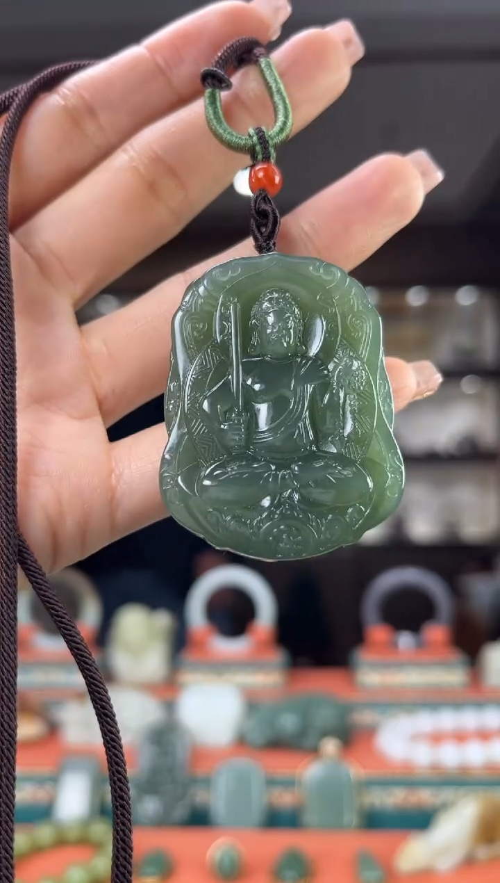 【闪购商品】和田玉颈饰未镶嵌佩佩鸡