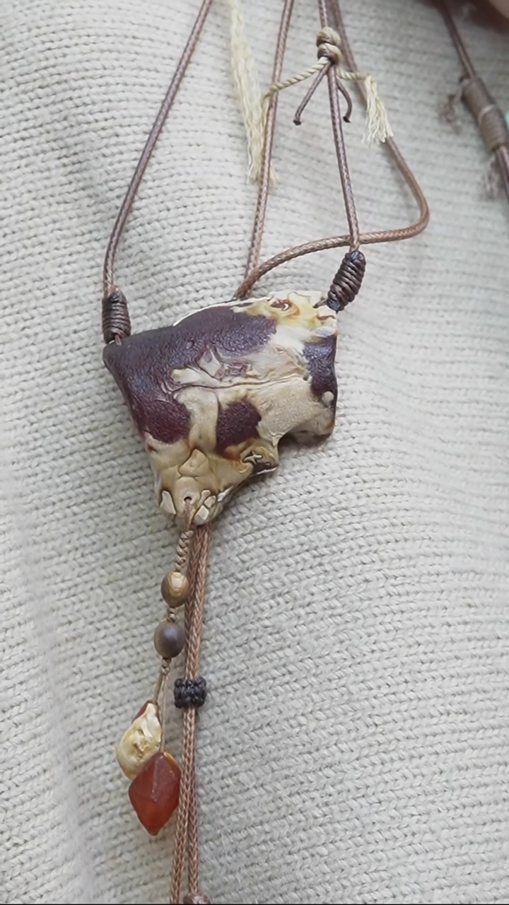 裸石琥珀未镶嵌*蜜蜡毛衣链*蜜蜡吊坠*蜜蜡锁骨链*蜜蜡项链*