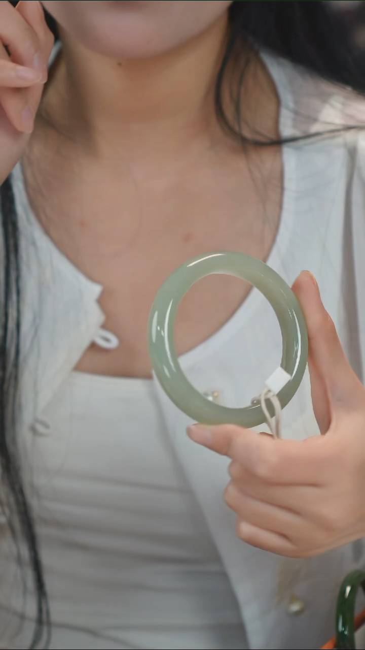 和田玉未镶嵌手镯73【柚子来啦】和田玉拍一发一57