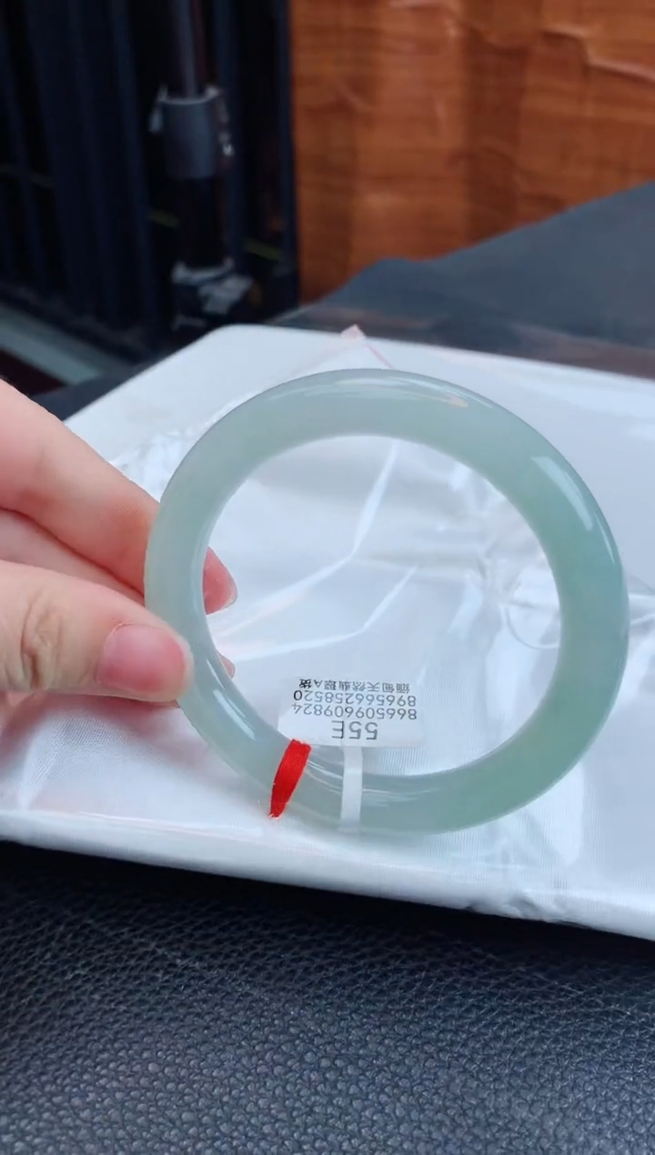 【闪购商品】翡翠手镯未镶嵌缅甸天然翡翠A货手镯