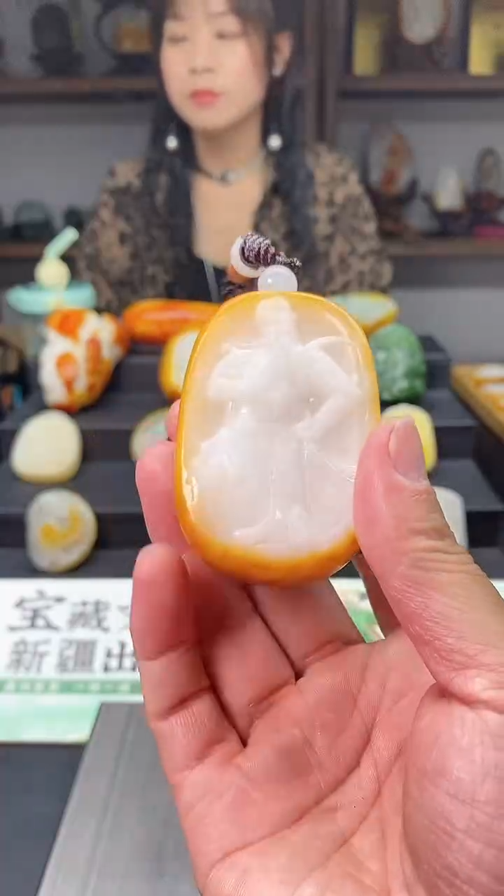 和田玉未镶嵌挂件关公