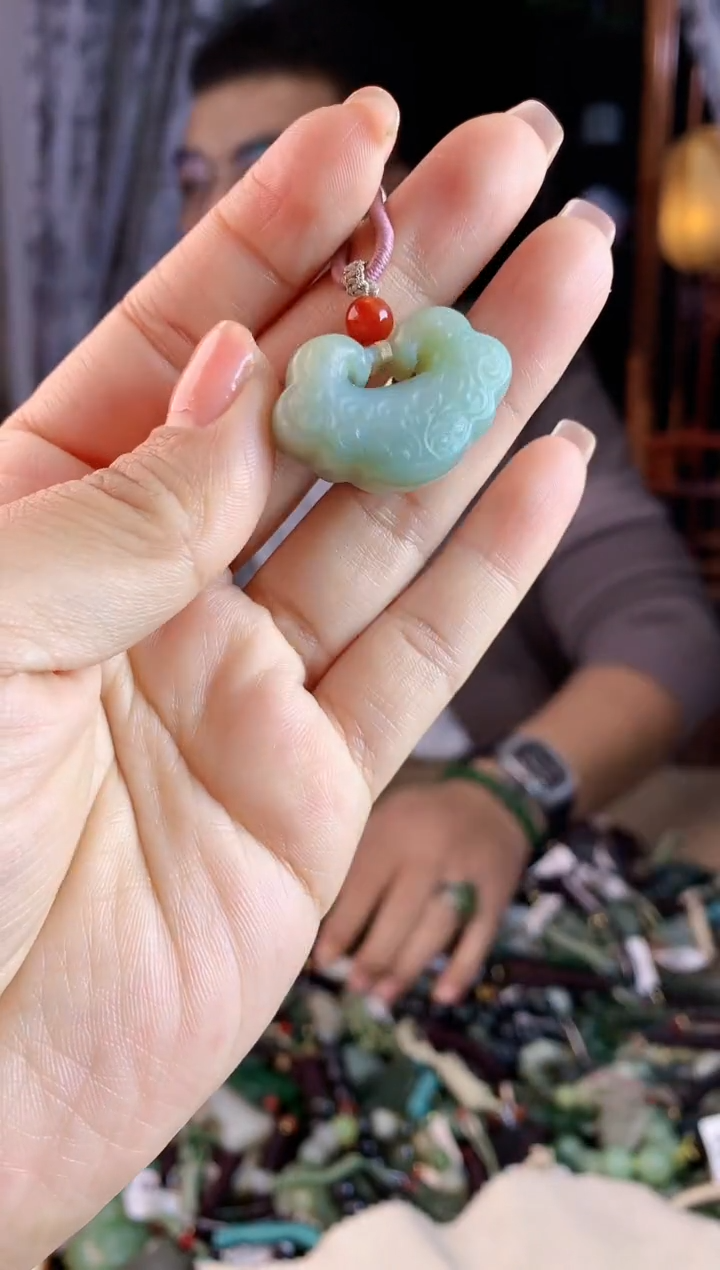 【闪购商品】和田玉挂件未镶嵌多样性发货拍一发一