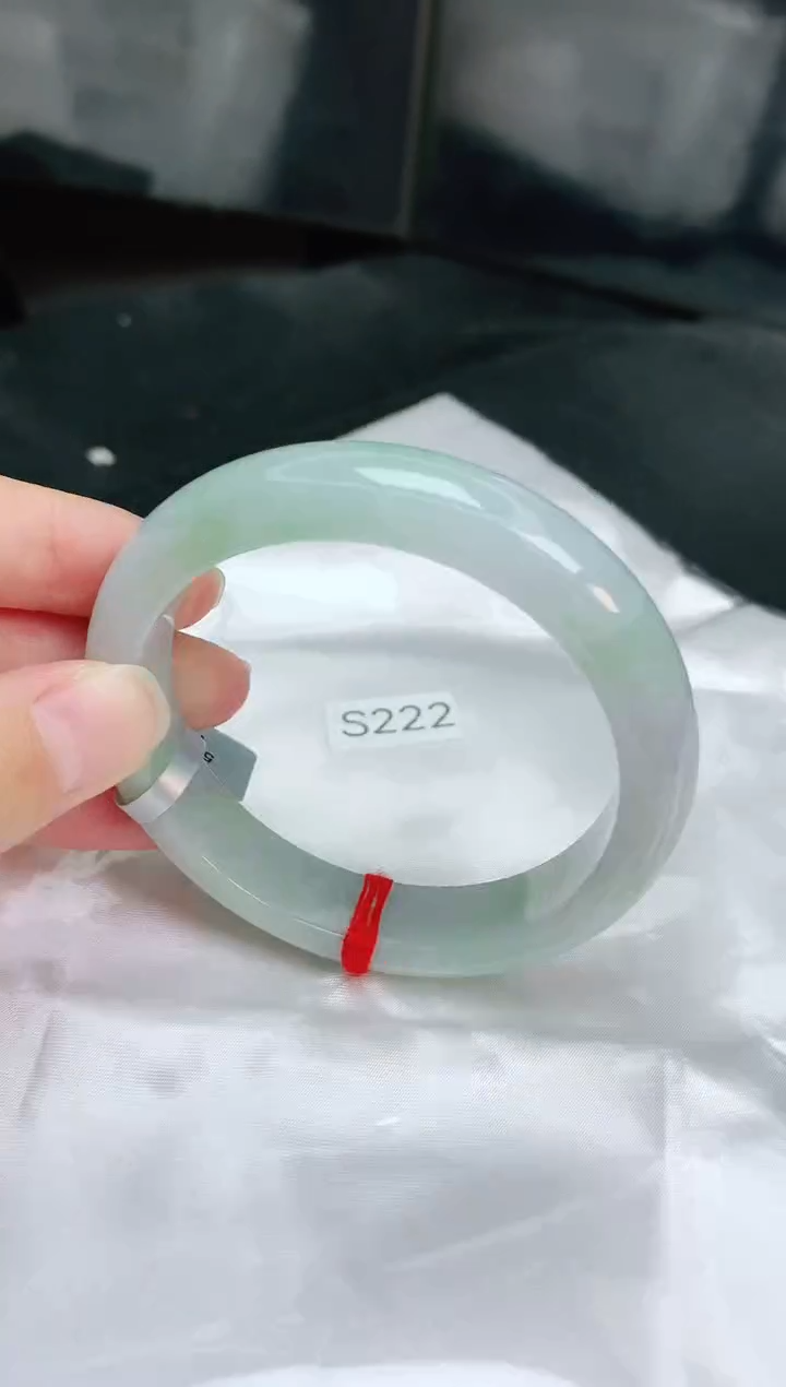 【闪购商品】翡翠手镯未镶嵌缅甸天然A货翡翠手镯