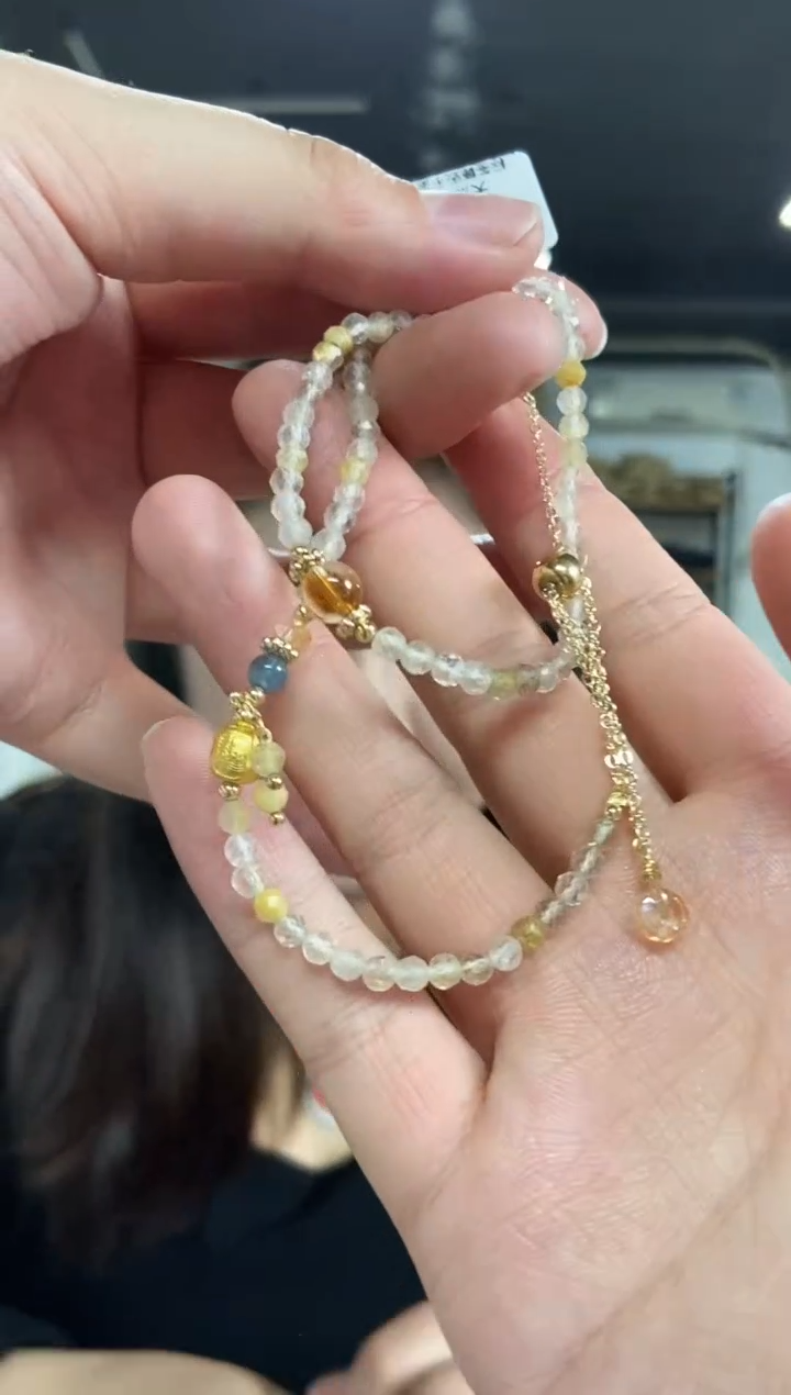 【闪购商品】水晶手链未镶嵌多样性发其一颜色微差
