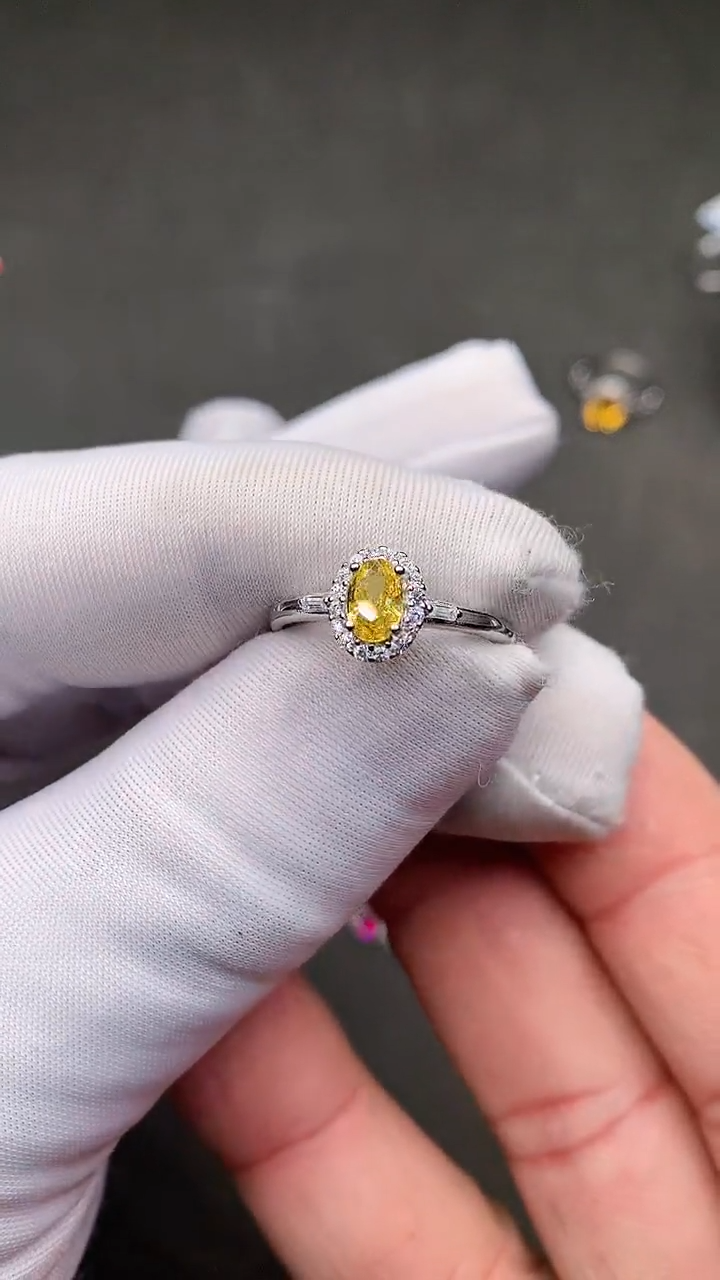 【闪购商品】彩色蓝宝石戒指银S925镶嵌.........