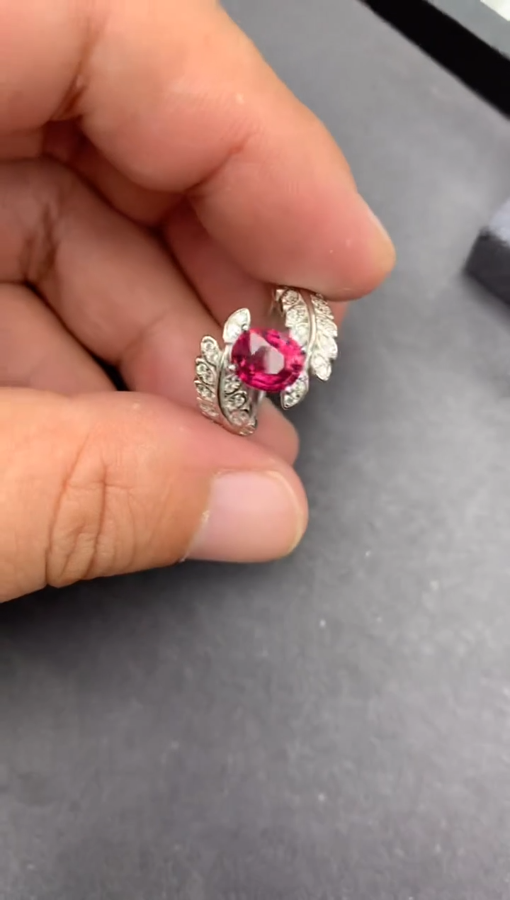 【闪购商品】碧玺戒指银S925镶嵌1.5克拉