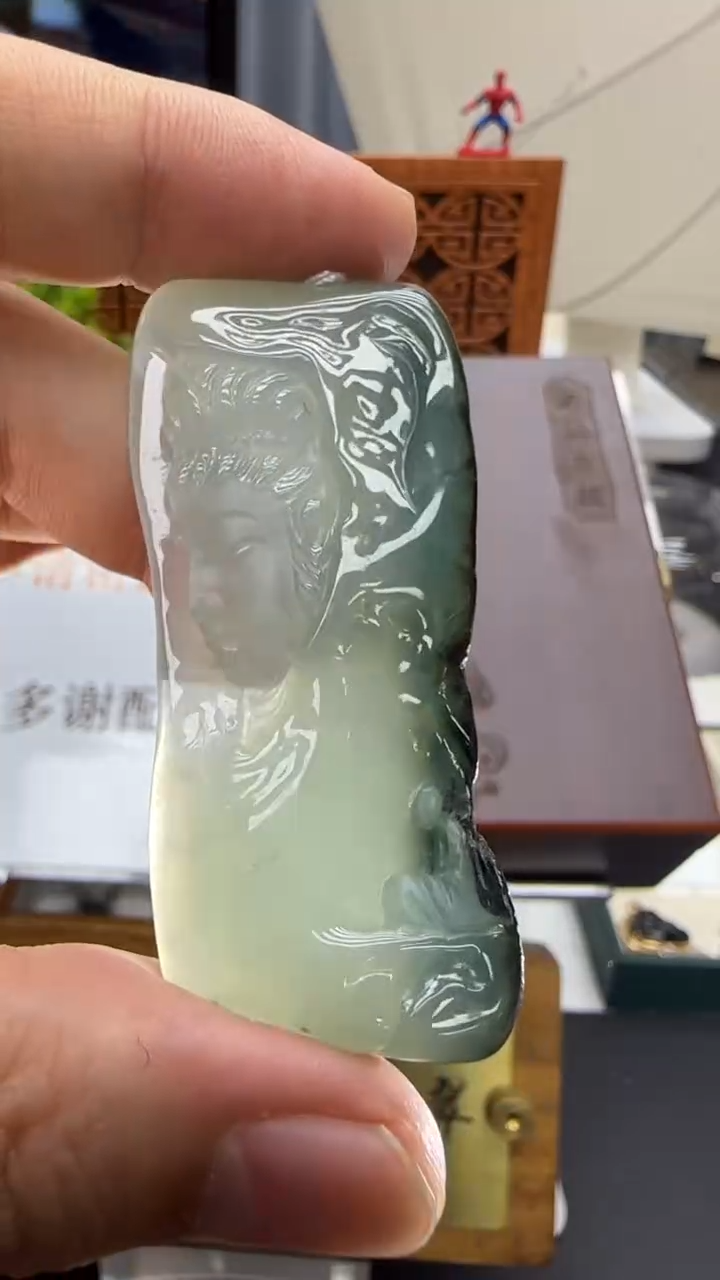 【闪购商品】翡翠挂件未镶嵌国雕谢林工（定制退货扣1000元）