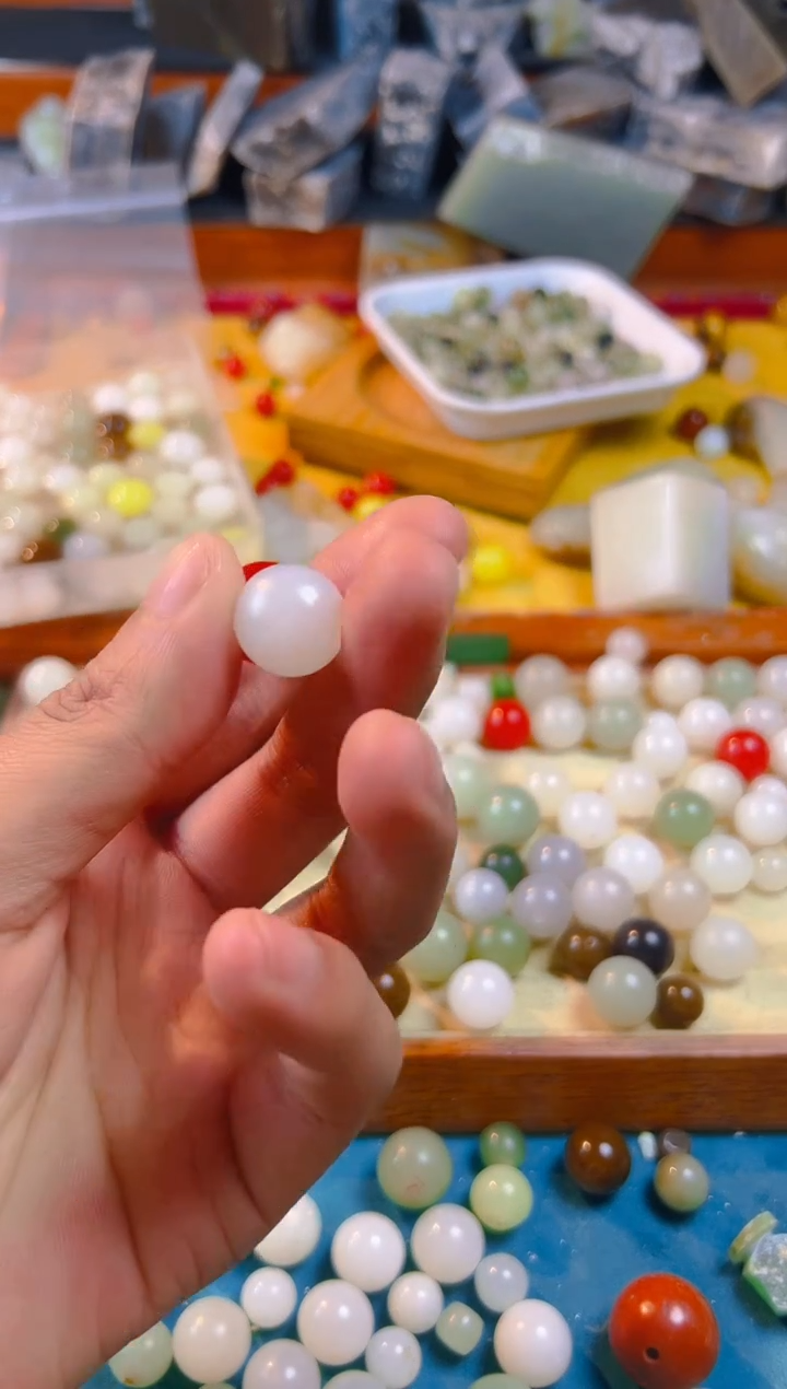 【闪购商品】和田玉散珠未镶嵌卡16散珠