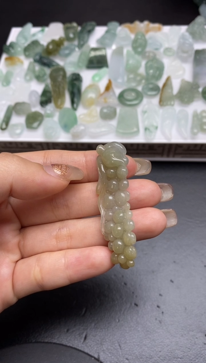 【闪购商品】定制翡翠未镶嵌翡翠毛货~
