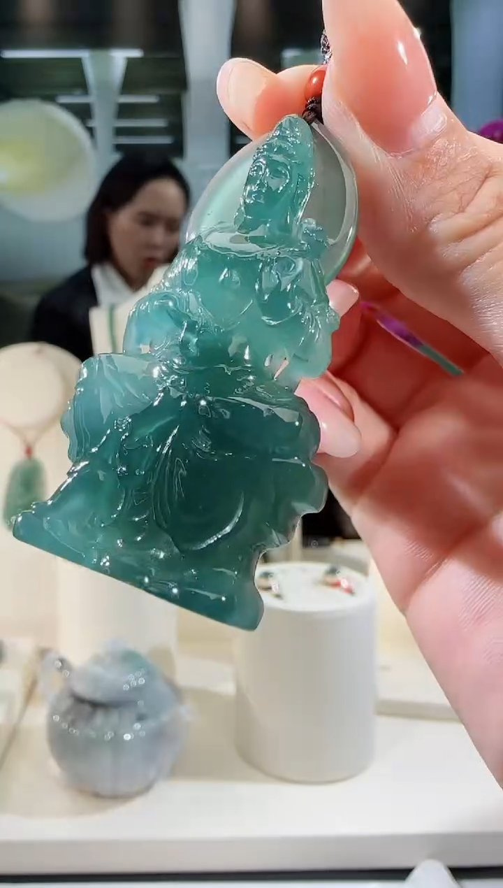 【闪购商品】翡翠吊坠(不含链)未镶嵌观音