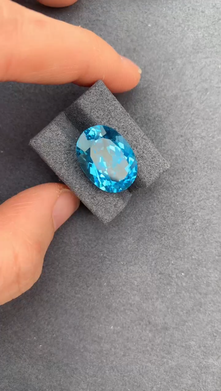 【闪购商品】托帕石裸石未镶嵌17.4ct托帕