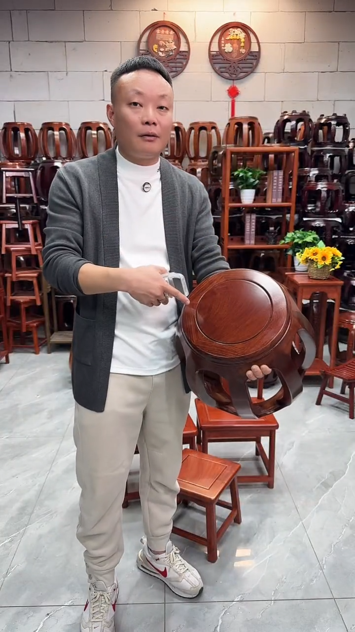 花梨木类家具胡桃色大号鼓凳一对2条