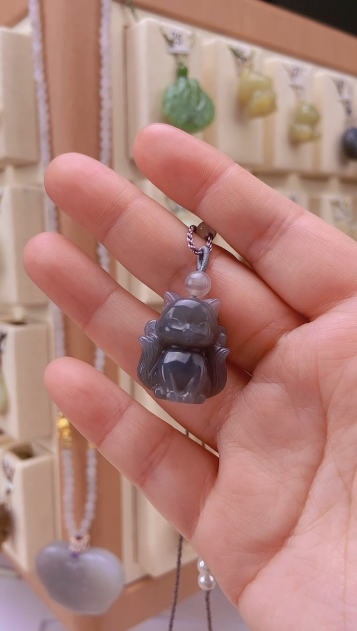 【闪购商品】和田玉颈饰未镶嵌九尾狐吊坠